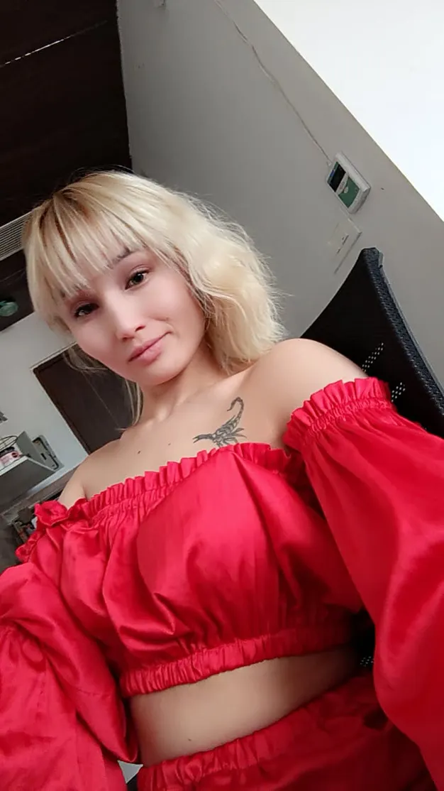NİGAR, 21, თბილისი 4