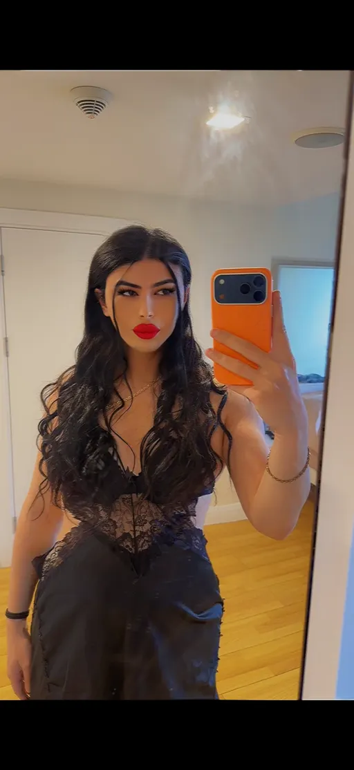 Trans Khanna, 23, ბათუმი 5