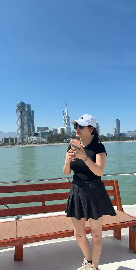 LISA, 30, ბათუმი 2