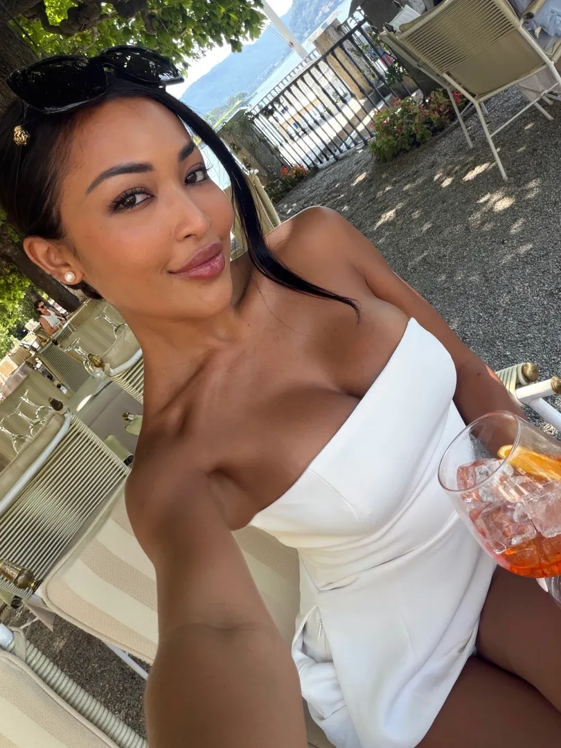Amy’s, 22, ბათუმი 9