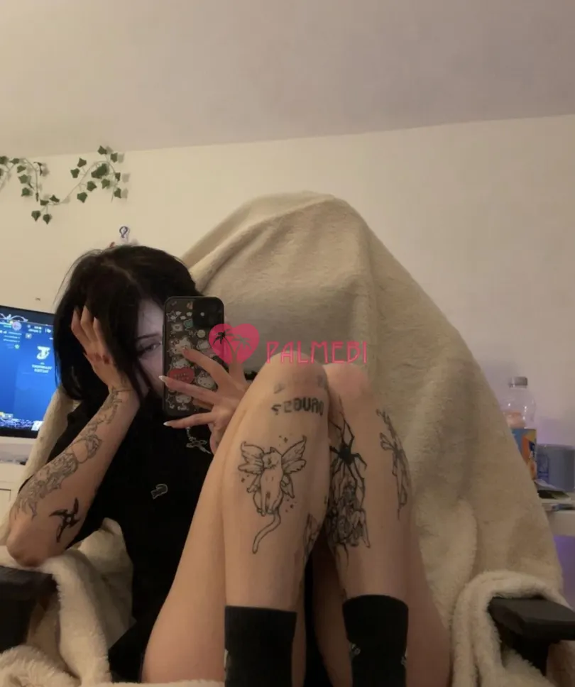 Emily (New number), 22, تبليسي 5